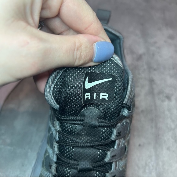 Nike Air Max Axis Running Shoes AA2168-001 Womens sz 9 - grey - Picture 6 of 7